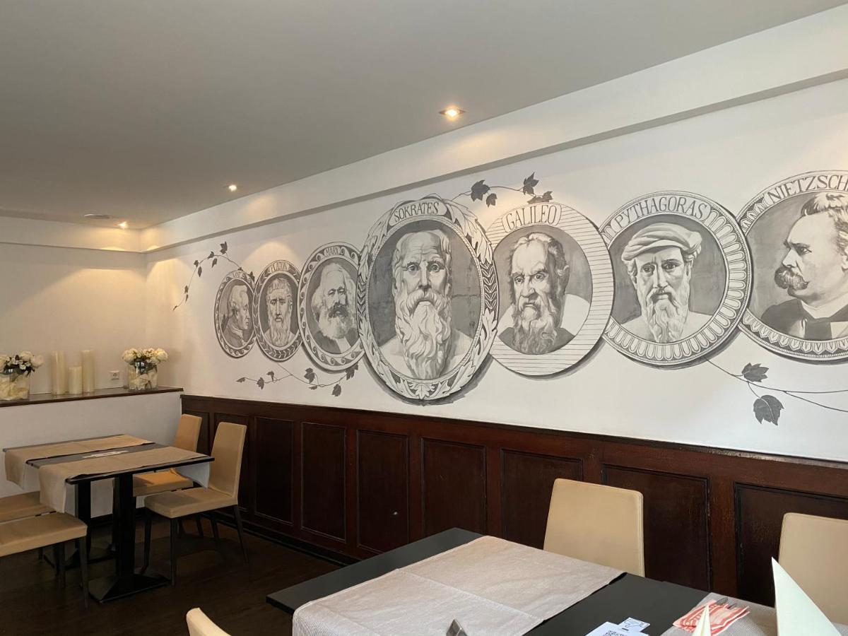 Hotel Loewen Лар Екстер'єр фото