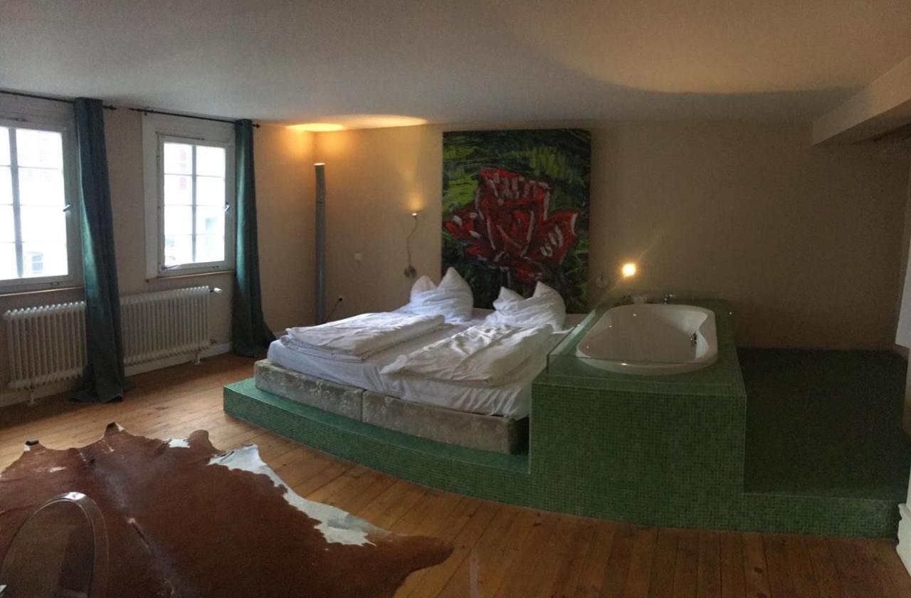 Hotel Loewen Лар Екстер'єр фото