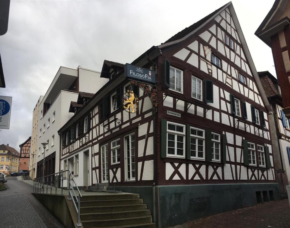 Hotel Loewen Лар Екстер'єр фото